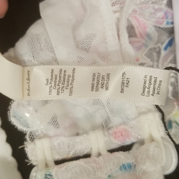 💕FOR LOVE AND LEMONS💕 Outline Floral Garter Belt ~ White Small S NWT - Picture 16 of 16